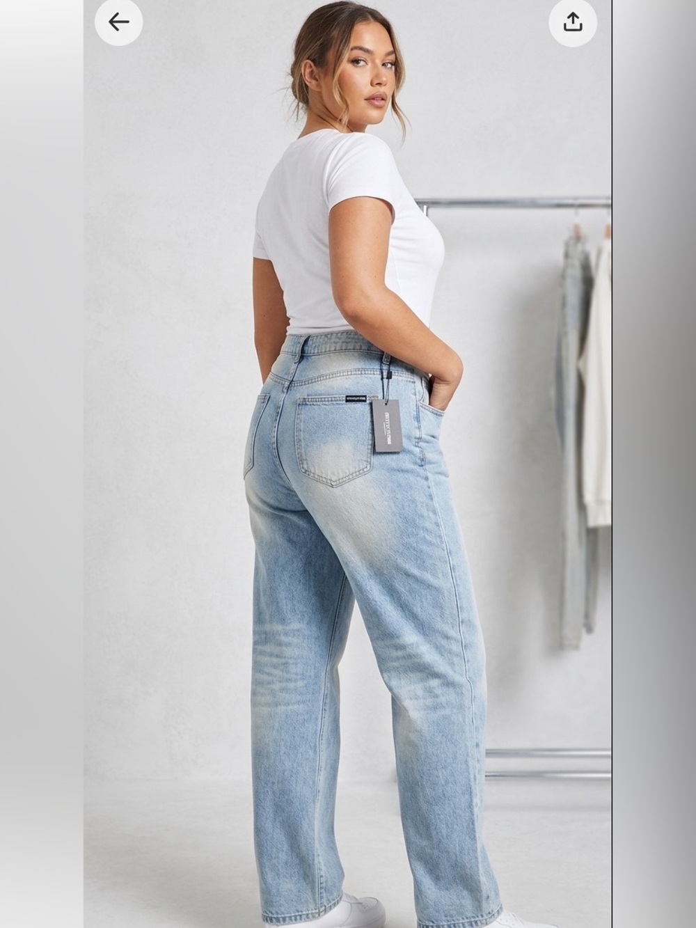 PrettyLittleThing Light Blue Wash Mid Rise Straight Leg Jeans Size US 12 NWT